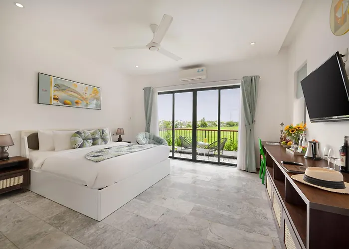 Deluxe King Room